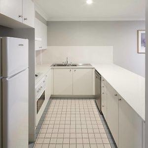 One-Bedroom Deluxe Apartment